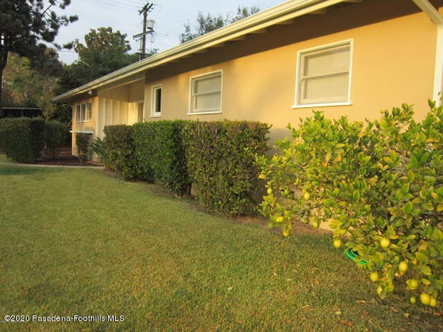 Property Photo: 1680 West Drive CA 91108