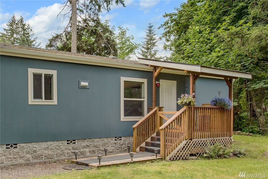 Property Photo:  16800 SE 304th St  WA 98042 