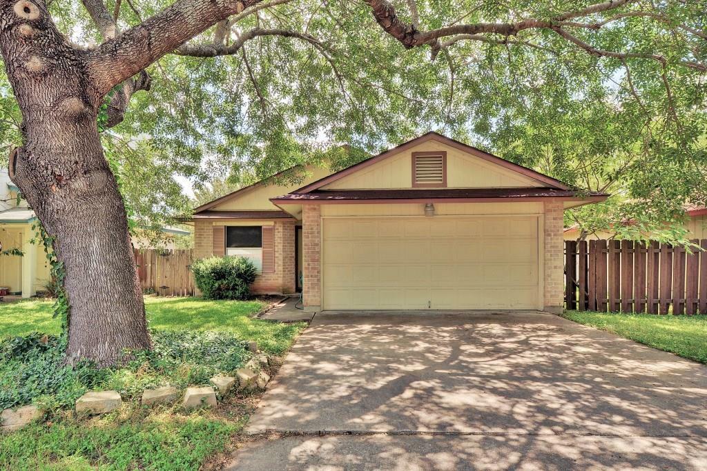 Property Photo:  13009 Marimba Trail  TX 78729 