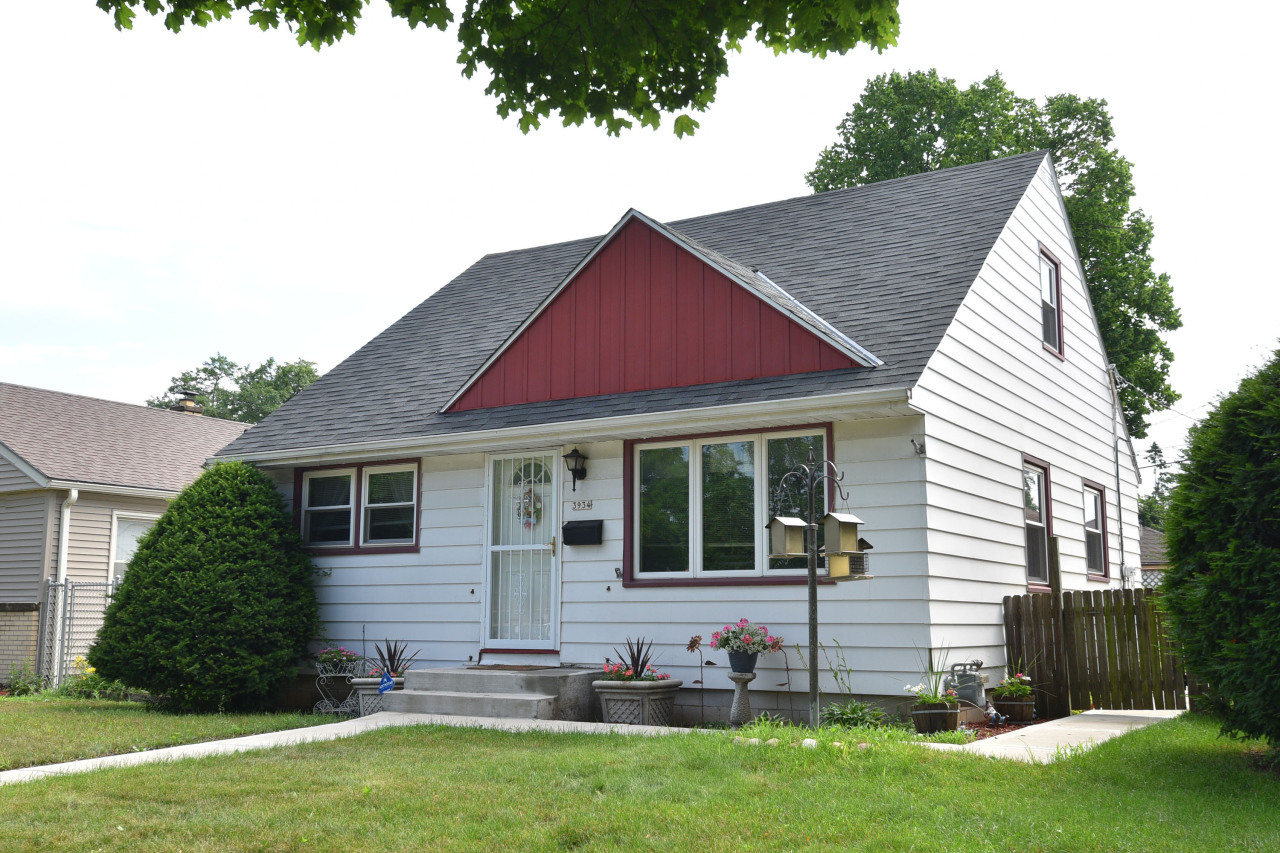 Property Photo: 3934 N 68th St WI 53216