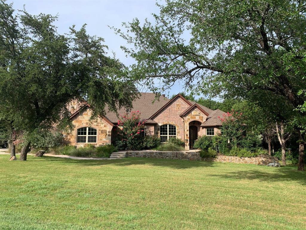 Property Photo:  3405 Old Barn Court  TX 76048 