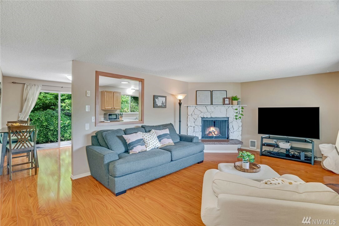 Property Photo:  4712 Alameda Ave W  WA 98466 