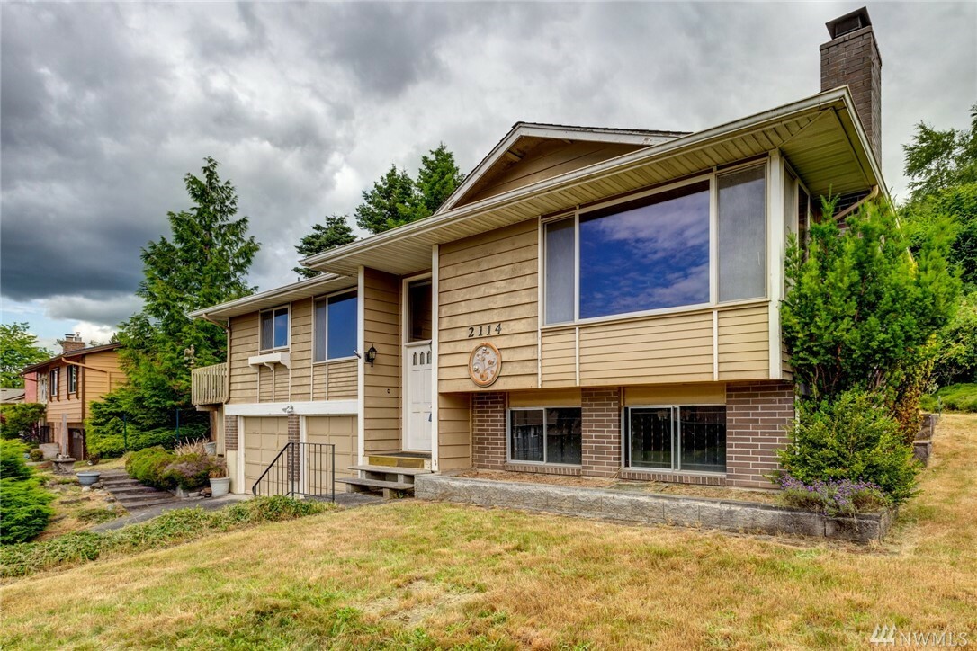 Property Photo:  2114 Niagara Dr  WA 98229 