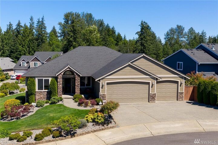 Property Photo:  13612  173rd St E  WA 98374 