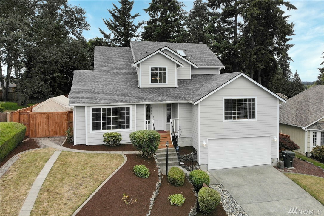 Property Photo:  10007 99th St SW  WA 98498 