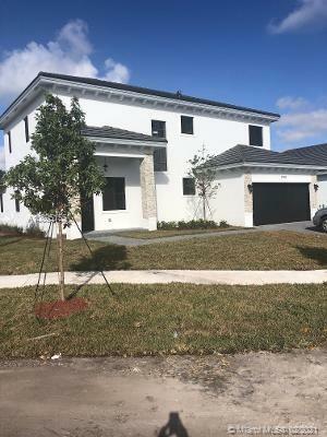 Property Photo:  29995 SW 157th Pl  FL 33033 