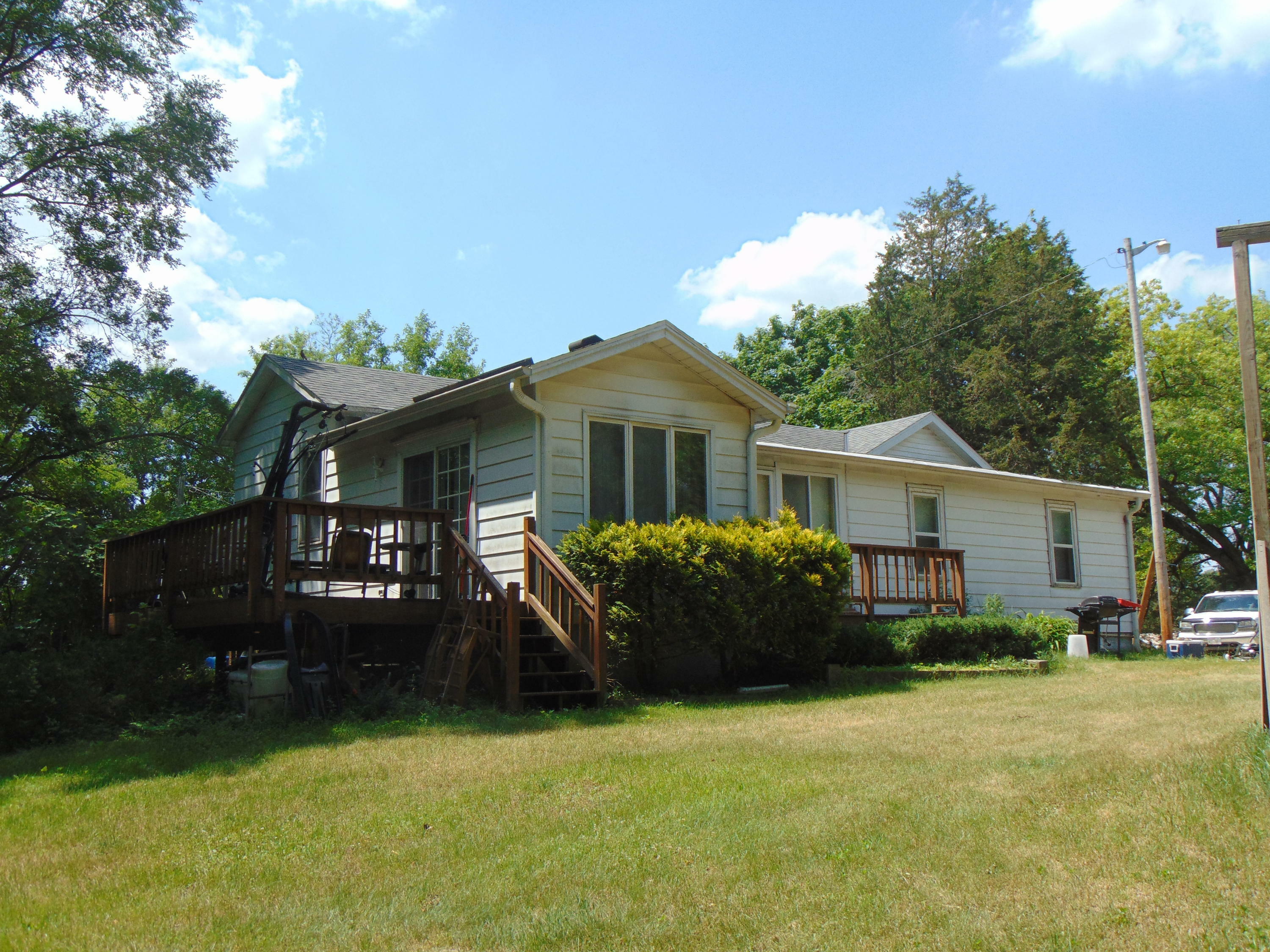 Property Photo: 332 S Second St WI 53156