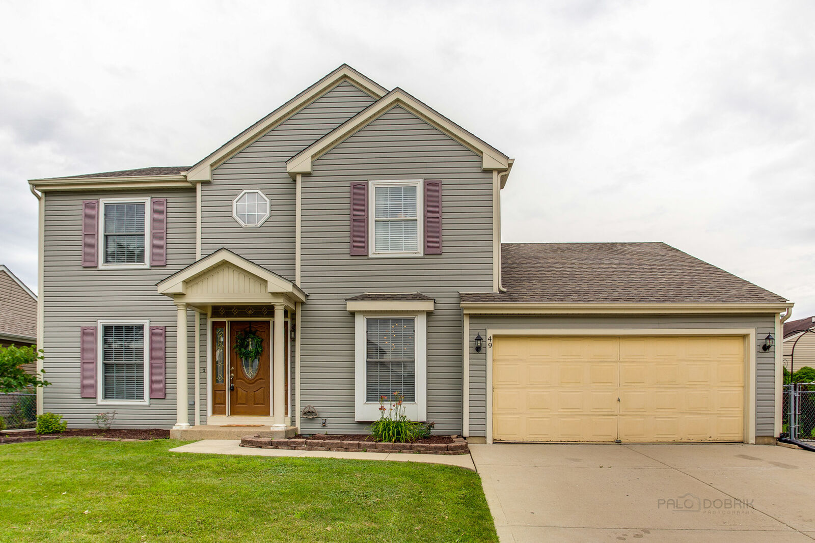 Property Photo:  49 McKinley Lane  IL 60107 