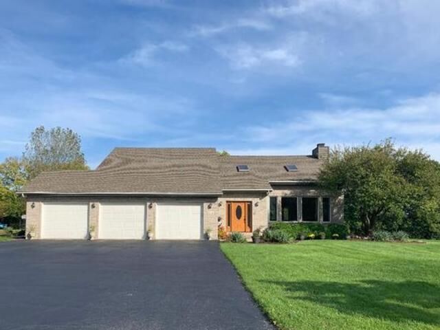 Property Photo: 1506 London Road IL 60451