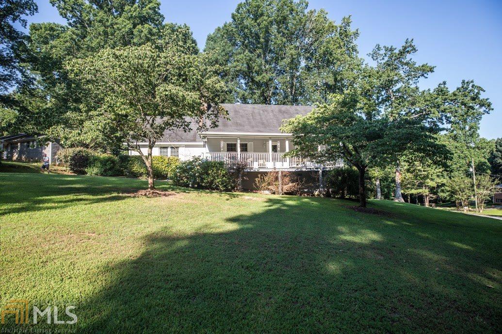Property Photo: 3834 Rosedale Ln GA 30135