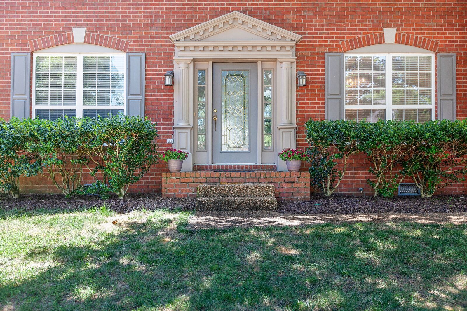 Property Photo:  100 Tyne Dr  TN 37064 