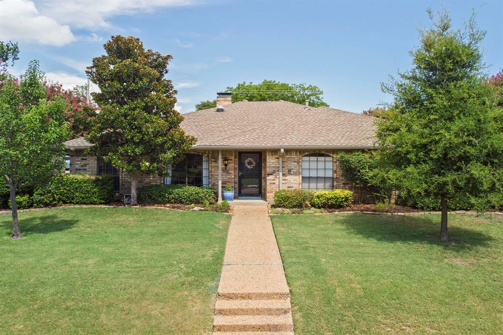 Property Photo:  5004 Hatherly Drive  TX 75023 