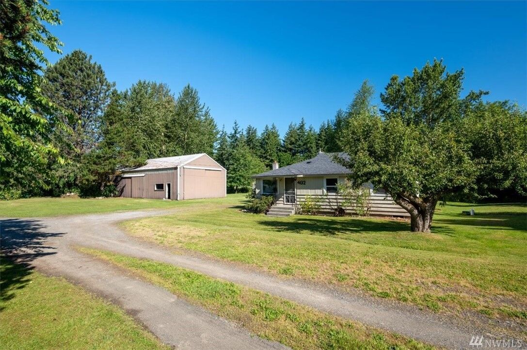 Property Photo:  4100 Pacific Hwy  WA 98226 