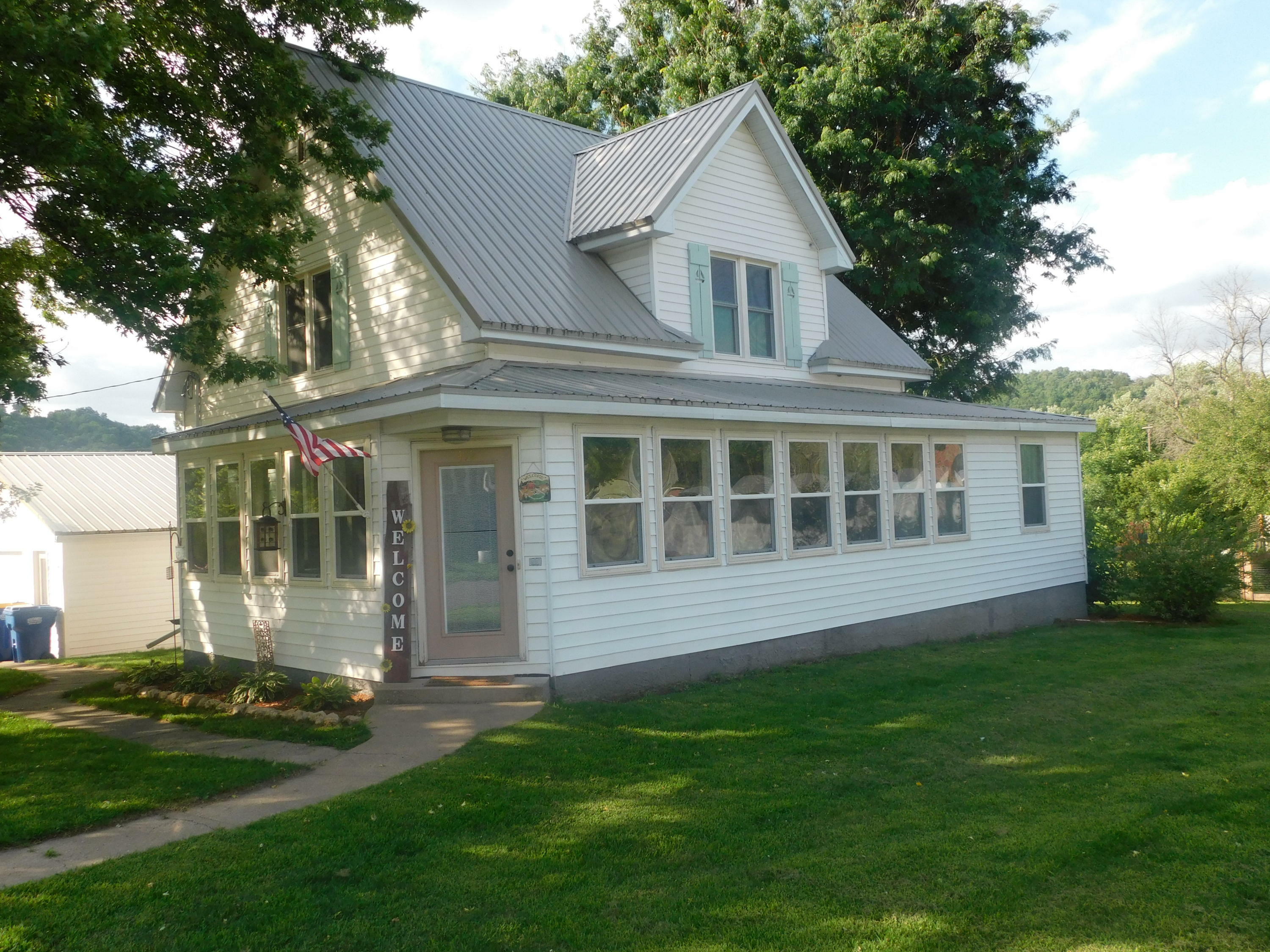 Property Photo:  412 W Jennings Rd  WI 54664 