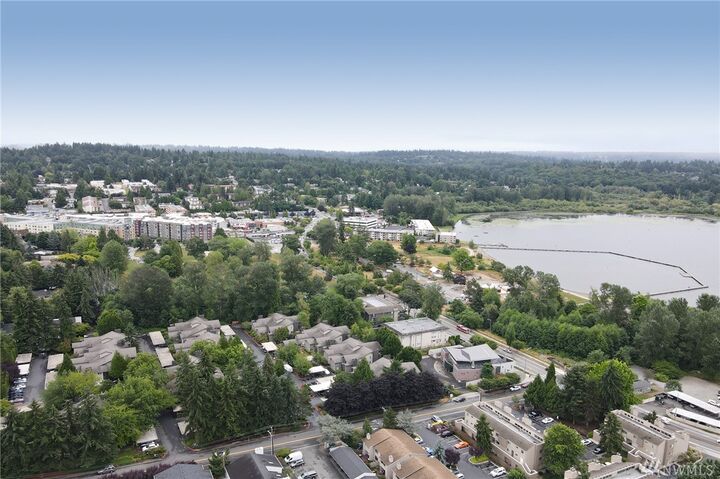 Property Photo: 11639 91st Lane NE 7 WA 98034