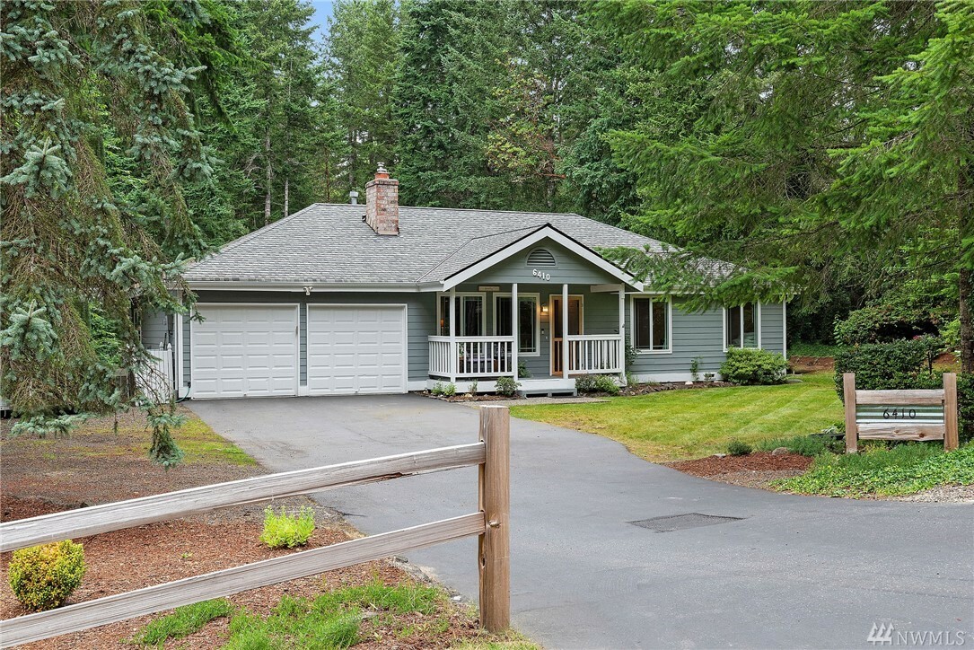 Property Photo:  6410 Goldfern Ct  WA 98383 