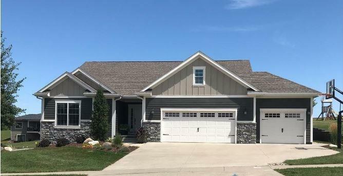 Property Photo:  1116 Fountain View Drive  IA 50219 