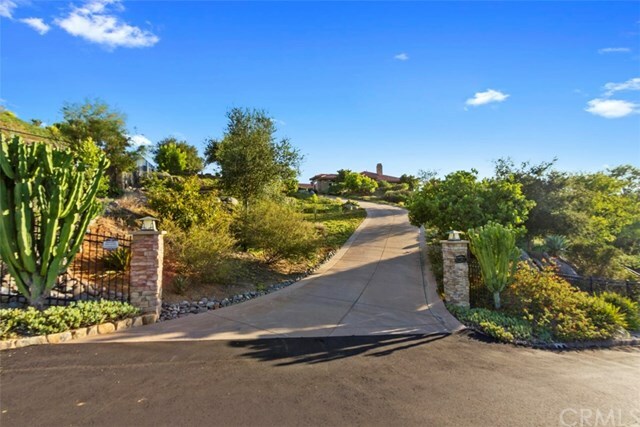 Property Photo:  20528 Rancho Villa Road  CA 92065 