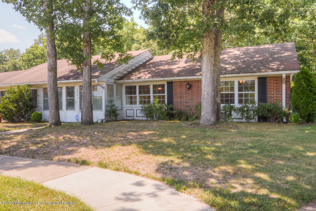 Property Photo: 224D Buckingham Court 1004 NJ 08701