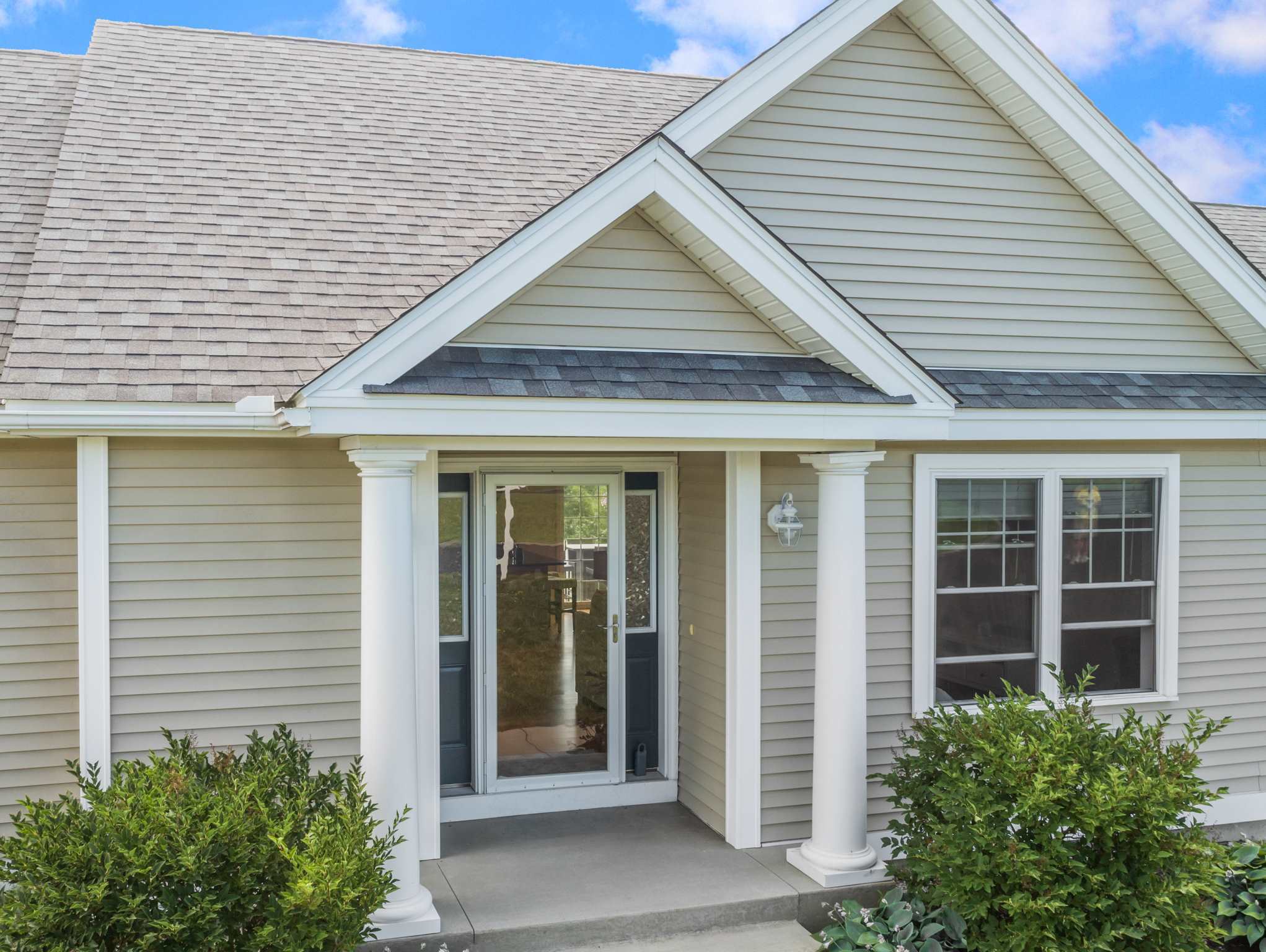 Property Photo: 34 Valley Road NH 03071-3920