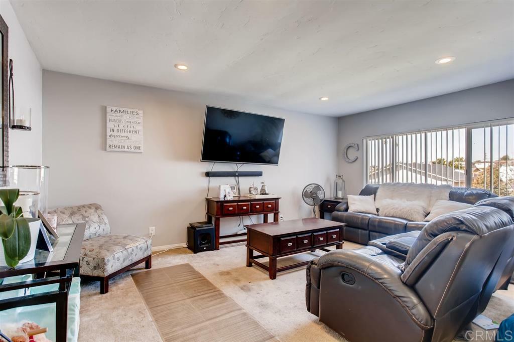Property Photo: 4917 Magnus Way CA 92113