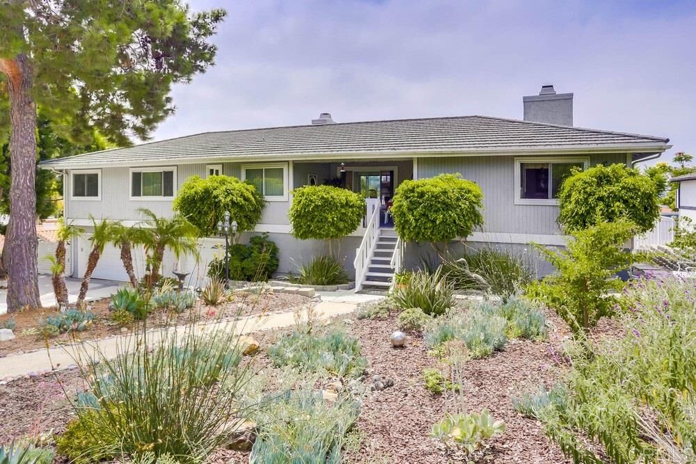 Property Photo: 1823 Ivy Rd CA 92054