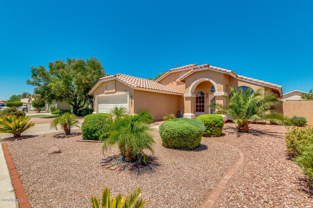 Property Photo: 12406 W Roanoke Avenue AZ 85392