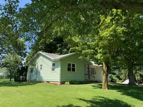 Property Photo: 5394 County Road 93 OH 43338