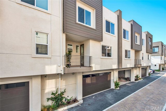 Property Photo: 7185 21st CA 92683
