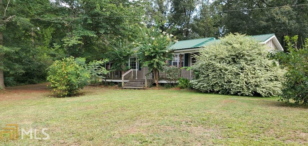 Property Photo:  161 Pineview Dr  GA 30233 