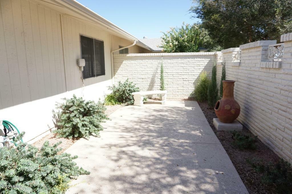 Property Photo:  18049 N Desert Glen Drive  AZ 85375 