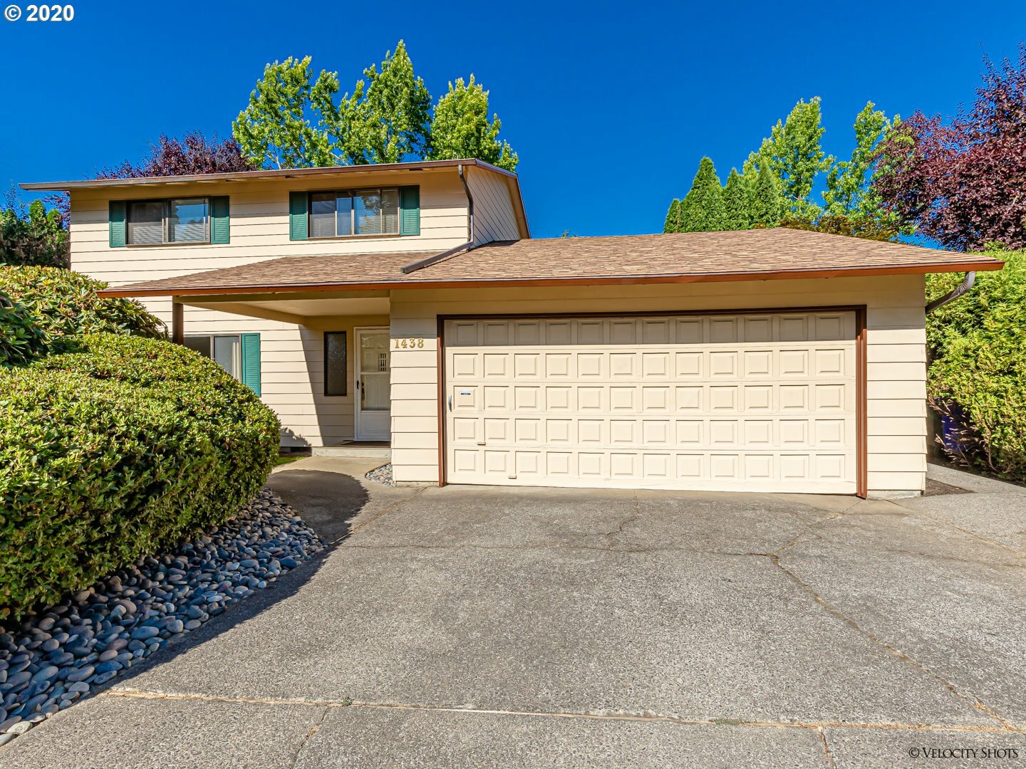 1438 NE Barnes Ct  Gresham OR 97030 photo