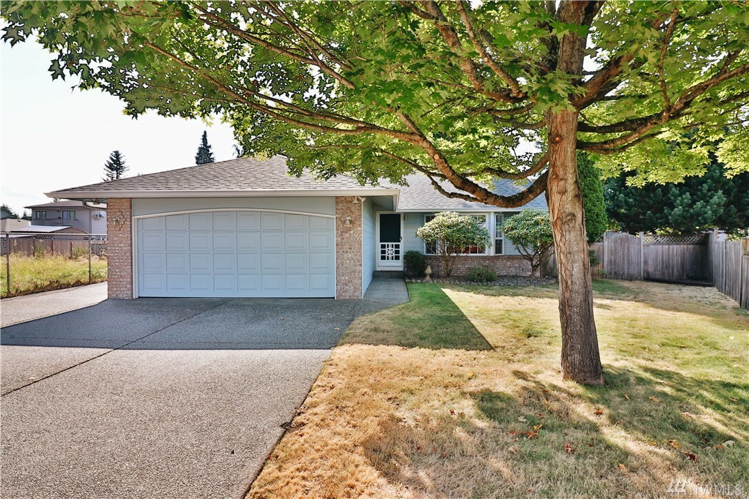 Property Photo:  8220 48th Dr NE  WA 98270 