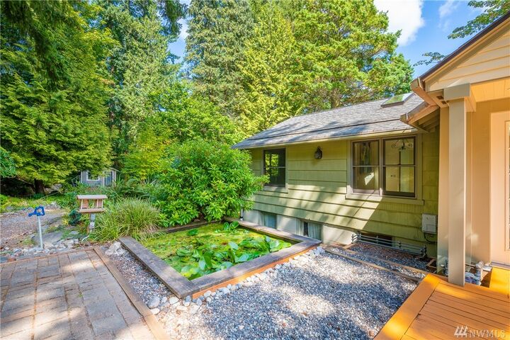 Property Photo:  4215  Lakeway Drive  WA 98229 