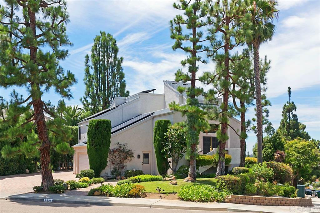Property Photo: 6531 Basalto CA 92009