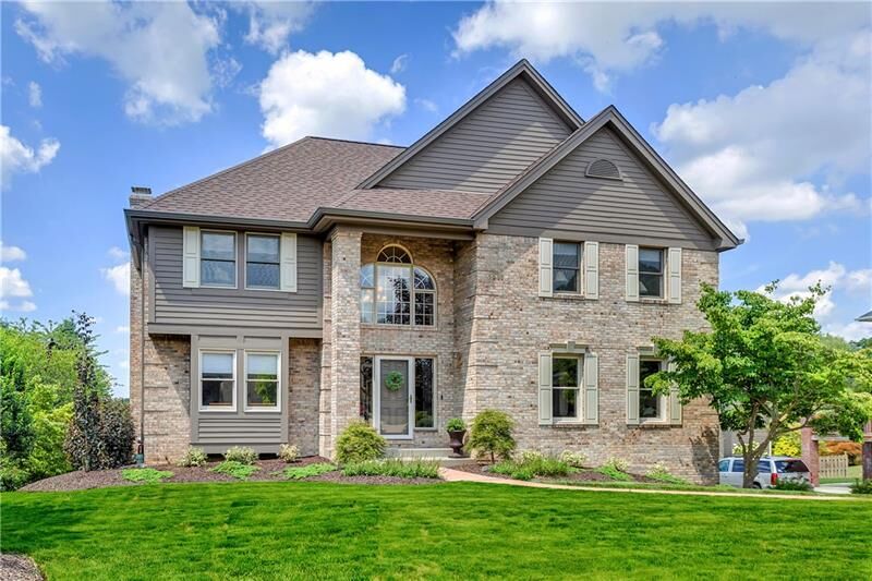 Property Photo:  192 Pinkerton Rd  PA 15090 