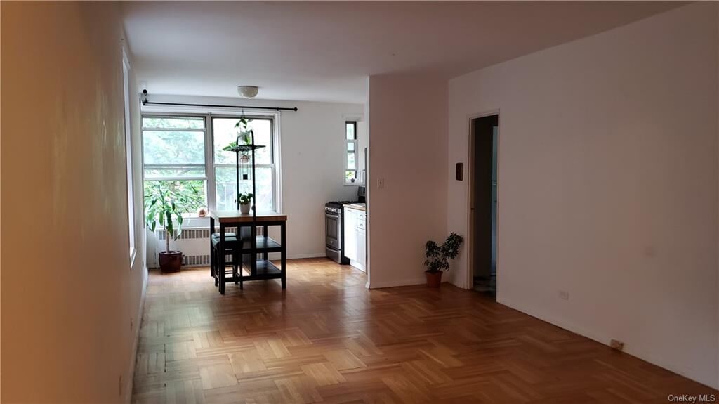 Property Photo: 5601 Riverdale Avenue 5J NY 10471
