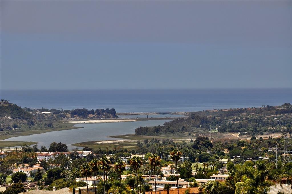 Property Photo: 7215 El Fuerte St CA 92009