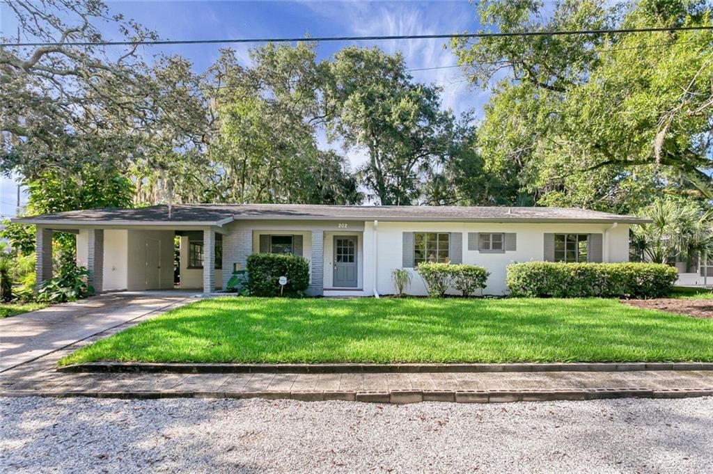 Property Photo:  202 W Elm Street  FL 33604 