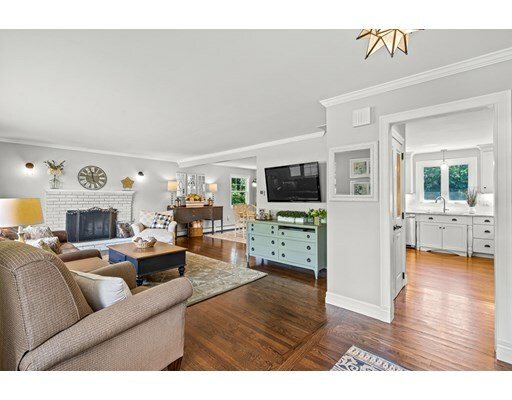 Property Photo:  35 Meadowview Rd  MA 01845 