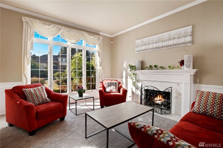 Property Photo:  24024 SE 37th Place  WA 98029 