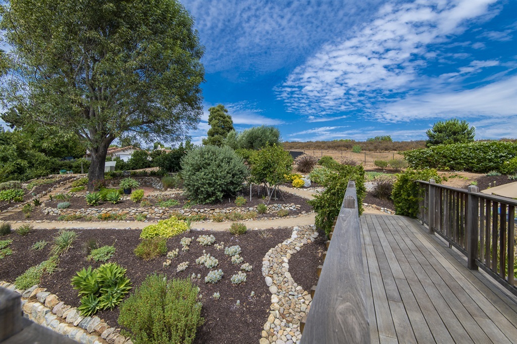 Property Photo: 1322 Hamilton Lane CA 92029