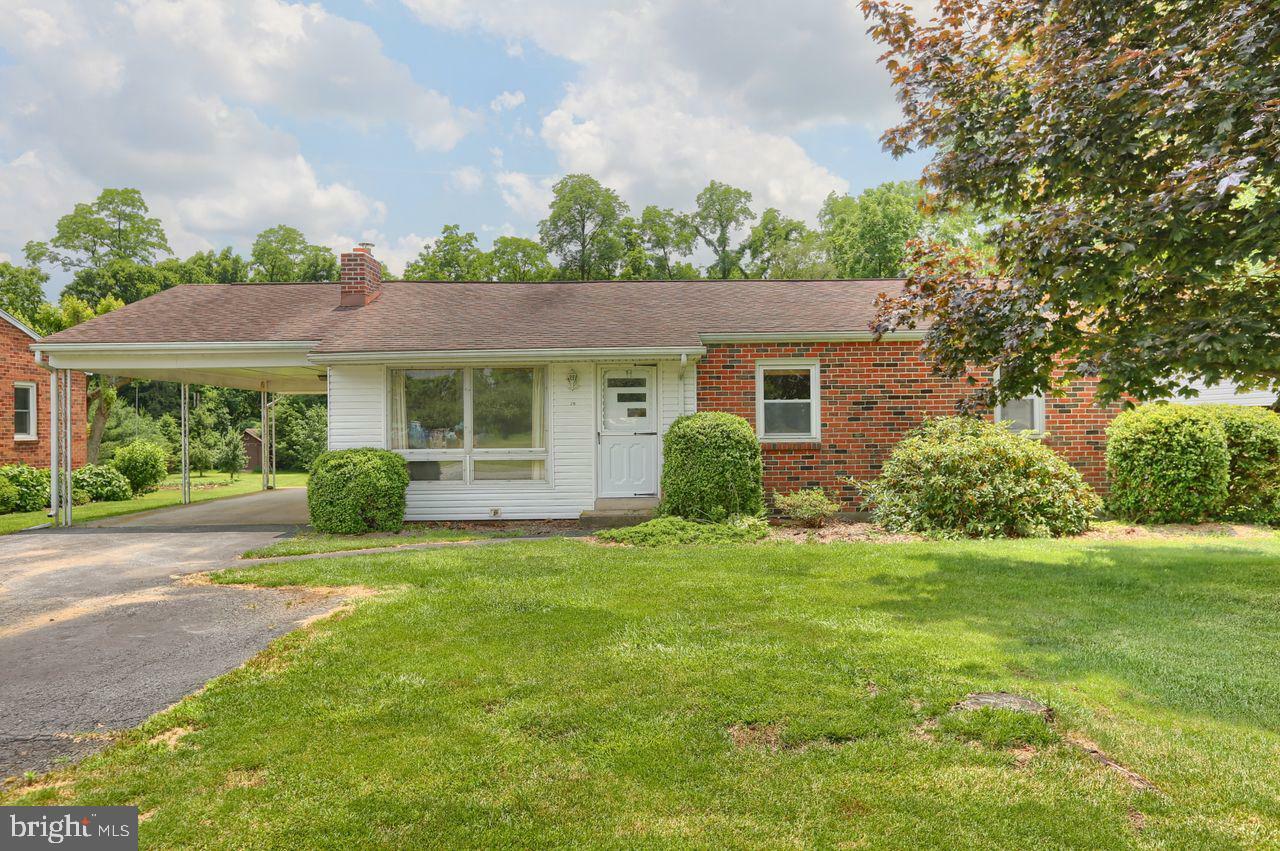 Property Photo:  215 Woods Drive  PA 17050 