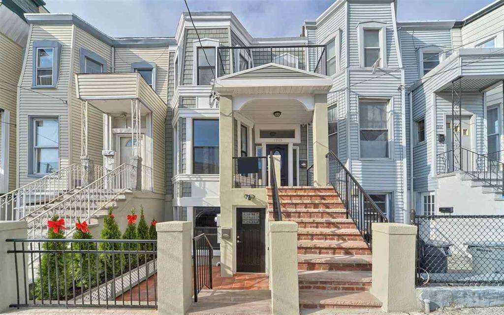 Property Photo:  1205 Morris St  NJ 07087 