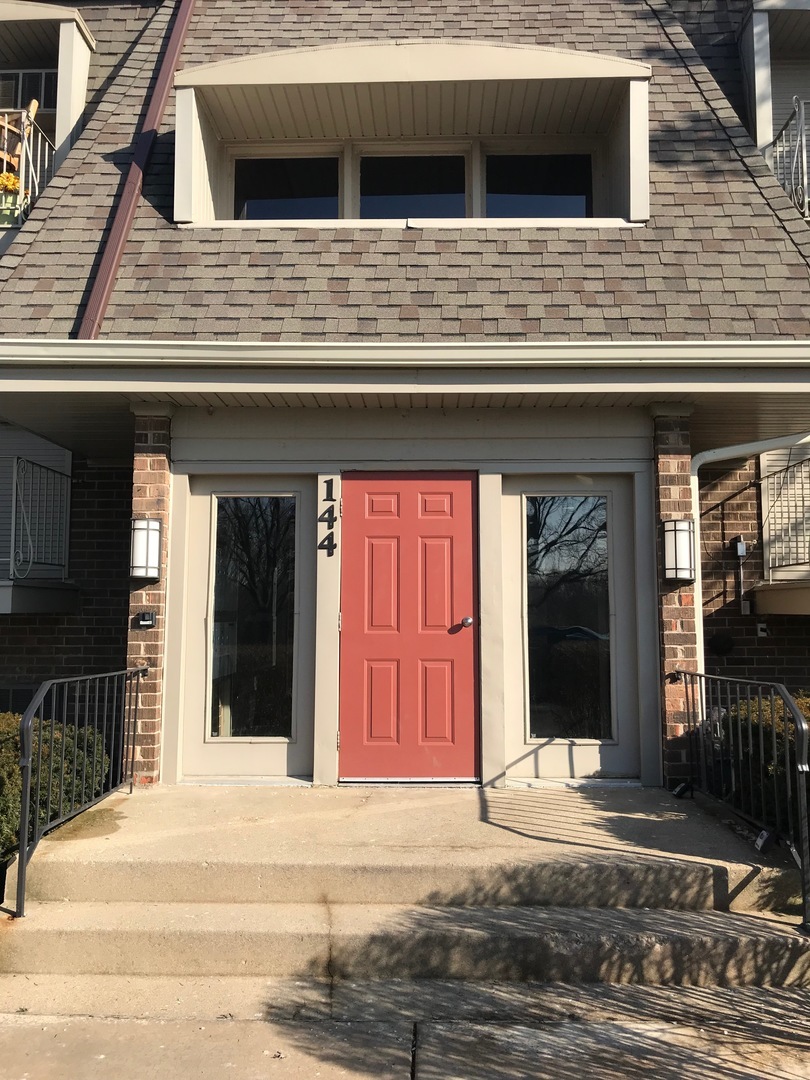 Property Photo: 144 East Bailey Road M IL 60565