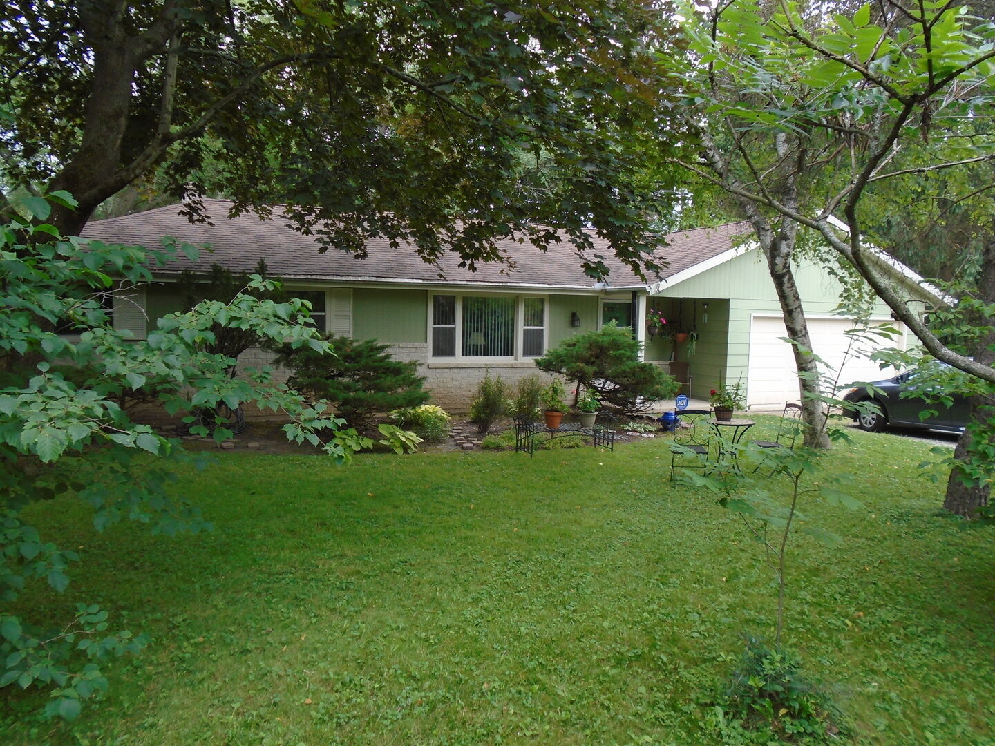Property Photo:  14349 West Hawthorne Avenue  IL 60045 