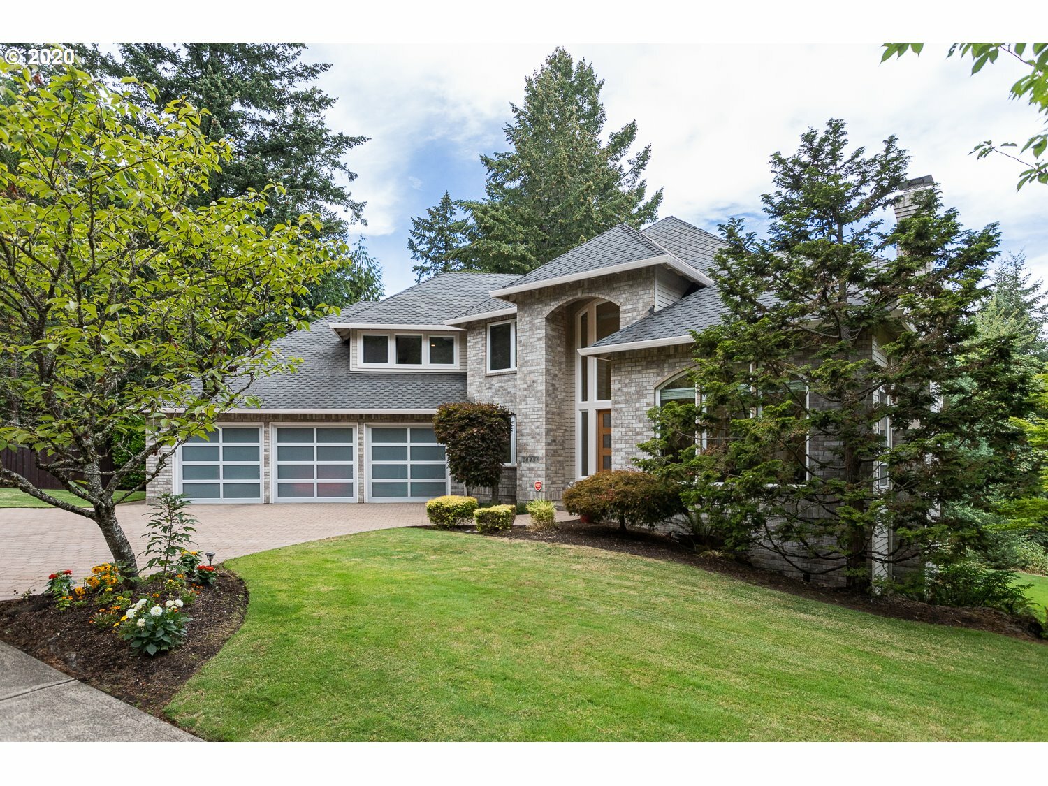 Property Photo: 20495 SW Tremont Way OR 97007