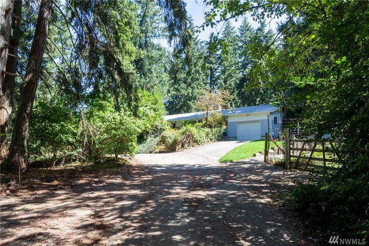 Property Photo:  9215  48th Avenue E  WA 98446 