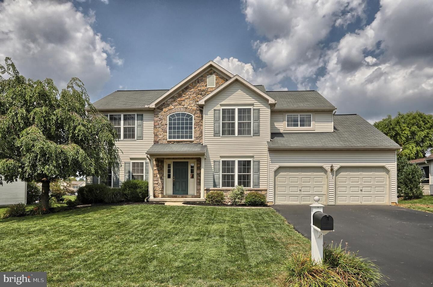 Property Photo: 585 Sweetwater Drive PA 17078