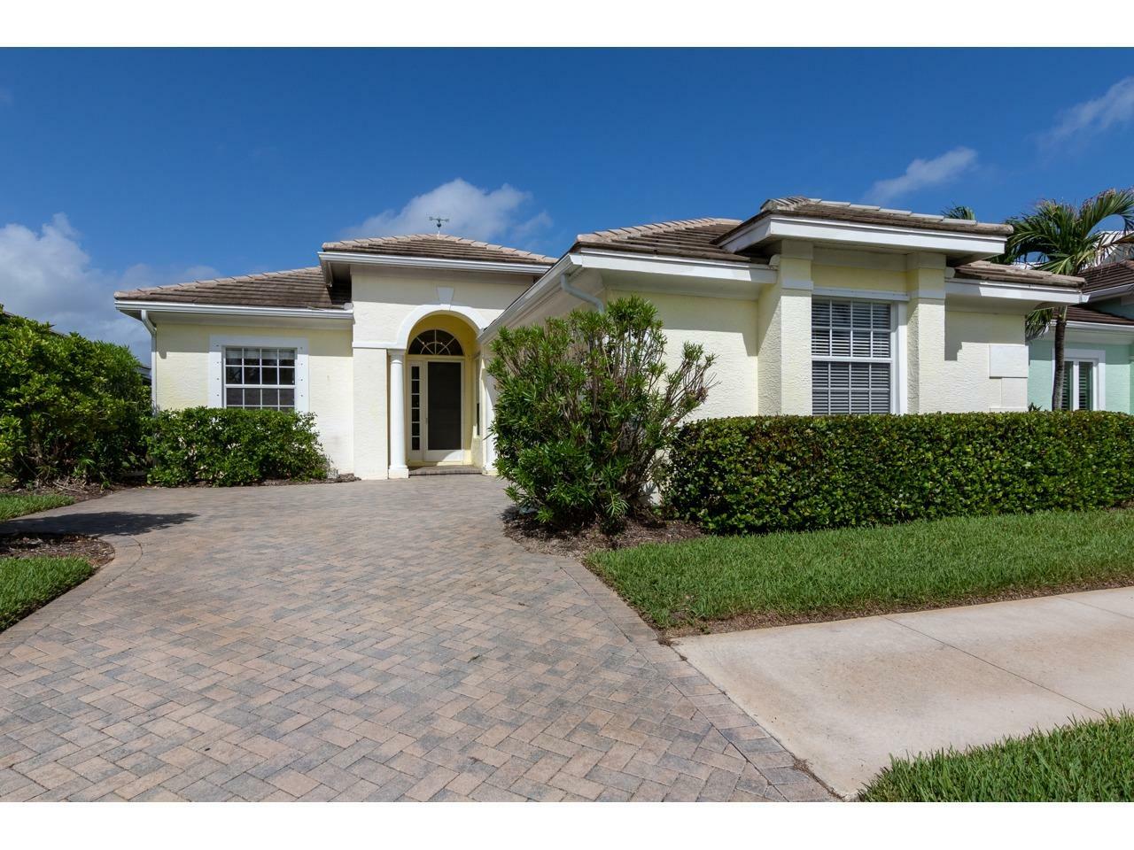 Property Photo:  81 Southpointe Drive  FL 34949 